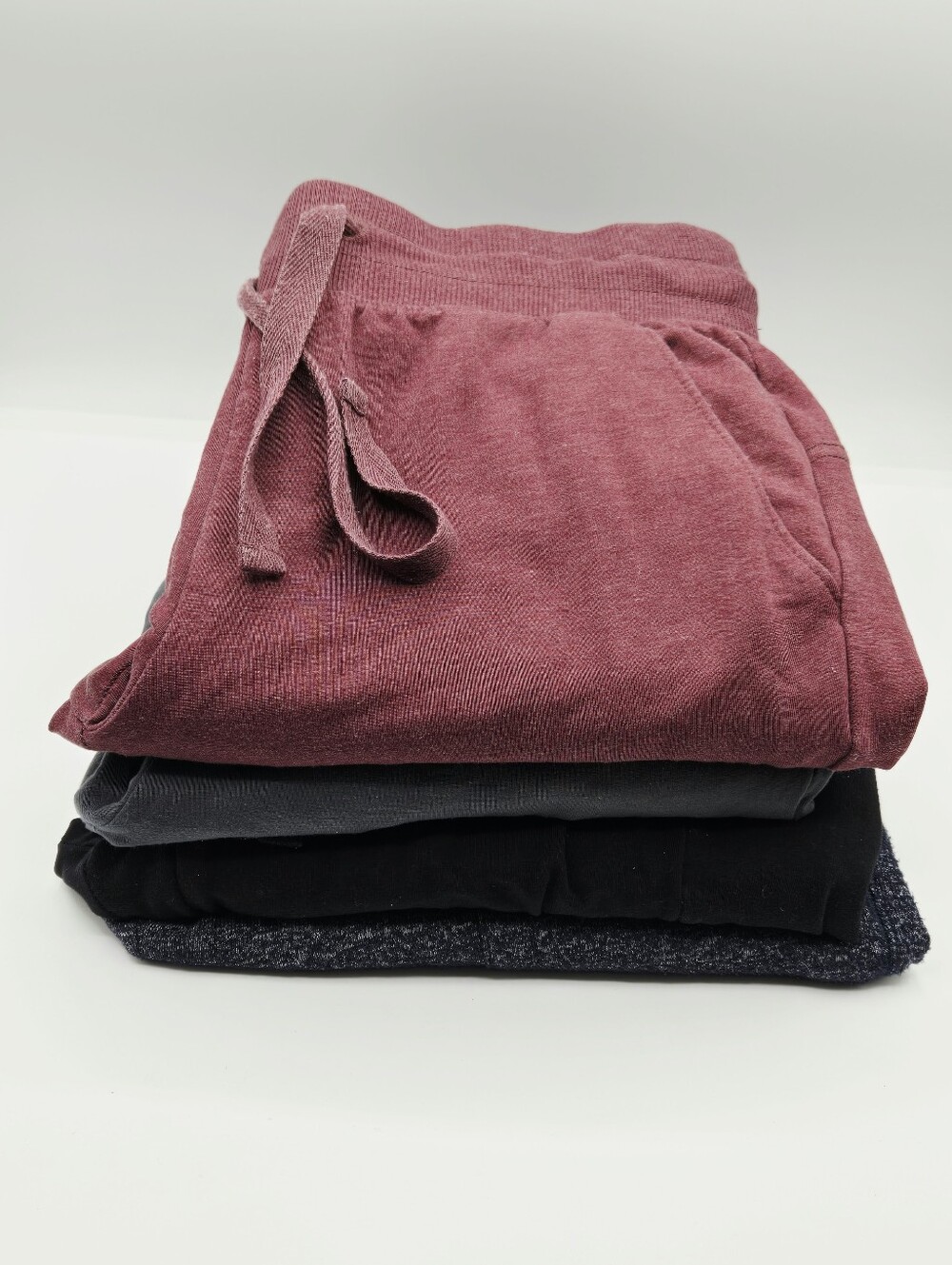 Z By ZELLA Lot of Joggers 4 Total Black Gray Blue Mauve Sz Med
